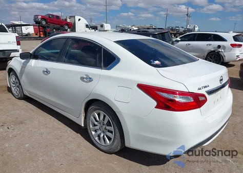 2016 Nissan Altima 2.5/2.5 S/2.5 Sl/2.5 Sr/2.5 Sv z USA, uszkodzony, nr VIN 1N4AL3AP3GC191002
